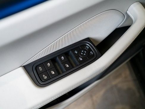 New 2025 Porsche Macan Turbo Electric AWD/4WD image 24
