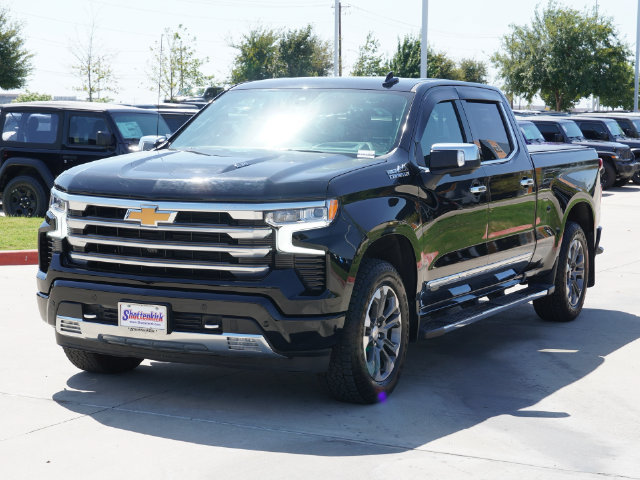 Used 2024 Chevrolet Silverado 1500 High Country w/ Technology Package AWD/4WD image 6
