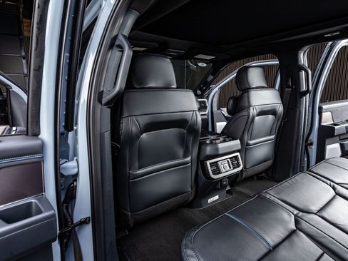 Used 2026 Ford F250 Platinum image 34