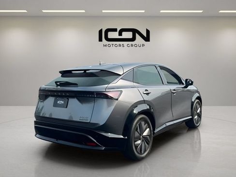 Used 2024 Nissan Ariya AWD image 7