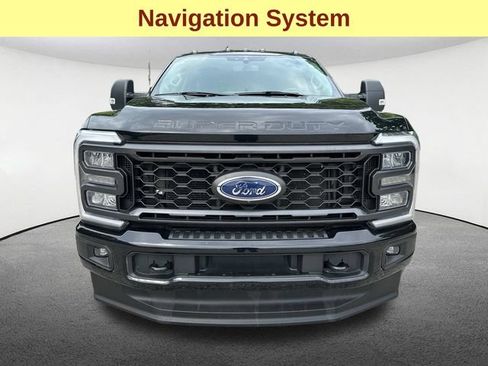 Certified 2023 Ford F250 XLT w/ XLT Premium Package AWD/4WD image 4