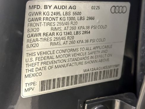 Used 2025 Audi Q5 Premium Plus w/ Premium Plus AWD/4WD image 26