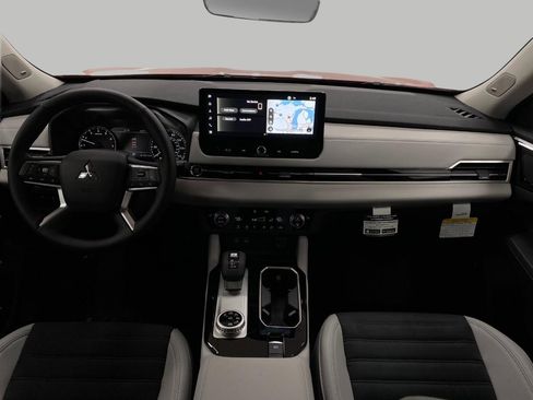 New 2026 Mitsubishi Outlander SE AWD/4WD image 21