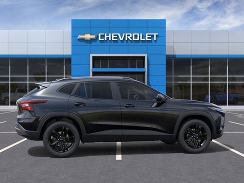 New 2025 Chevrolet Trax ACTIV w/ Sunroof Package image 39