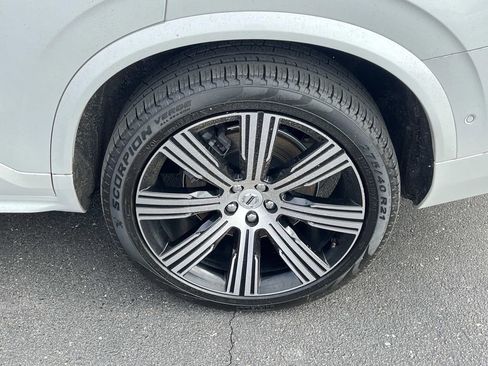 Used 2023 Volvo XC90 B6 Ultimate image 11
