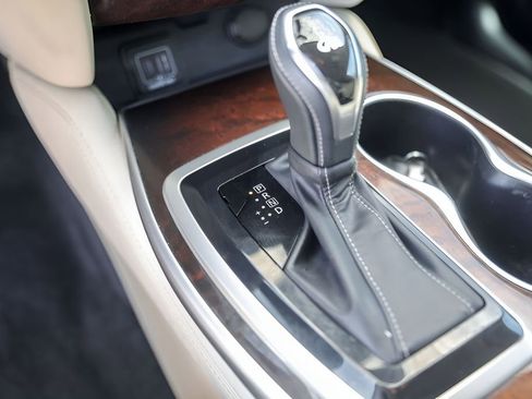 Used 2020 INFINITI QX60 Luxe w/ Sensory Package FWD image 21