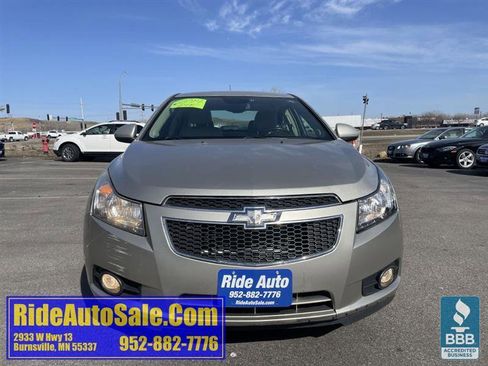 Used 2014 Chevrolet Cruze LTZ w/ Enhanced Safety Package image 2