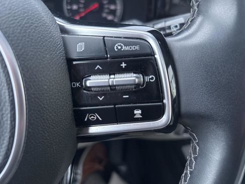 Used 2022 Kia Sorento SX image 25