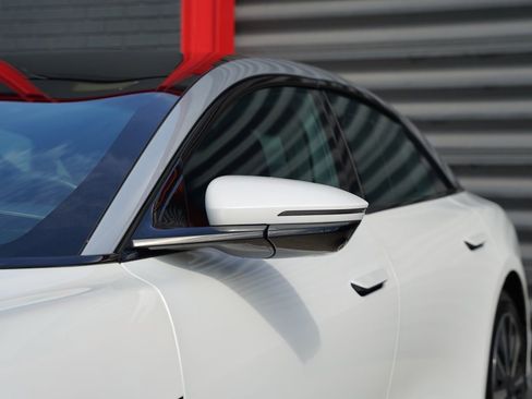 Used 2024 Lucid Air Touring image 7