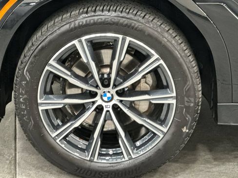 Used 2023 BMW X6 xDrive40i w/ M Sport Package AWD/4WD image 34