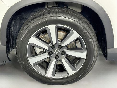 Certified 2023 Honda Pilot Touring image 34
