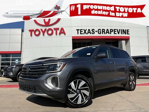 Used 2025 Volkswagen Atlas SE image 1