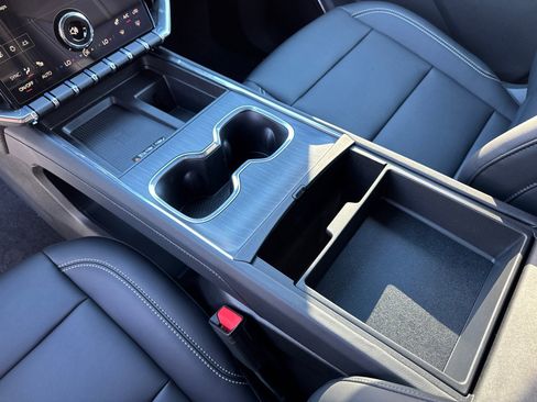 New 2026 GMC Acadia Elevation w/ Black Edition image 32