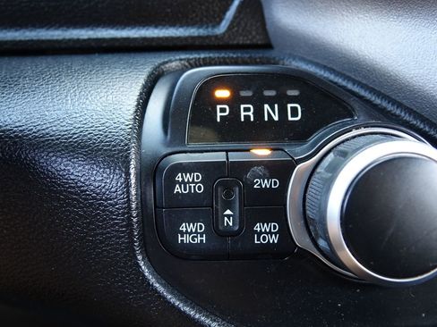 Used 2021 RAM 1500 Lone Star image 9