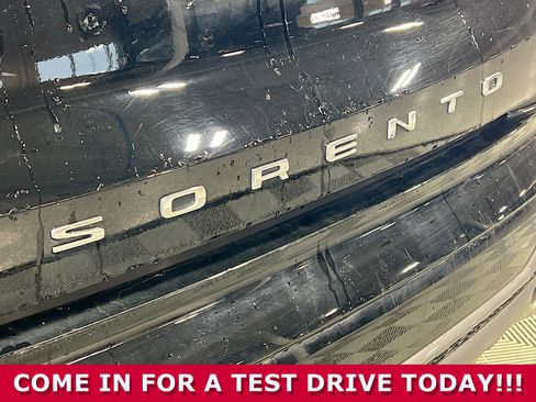 Used 2021 Kia Sorento EX image 33