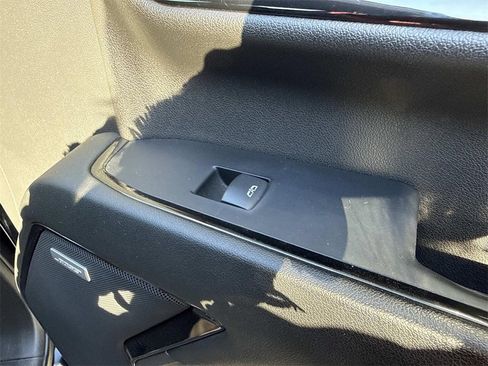 Used 2024 GMC Sierra 2500 AT4 w/ AT4 Premium Plus Package image 29