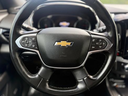 Used 2023 Chevrolet Traverse High Country AWD/4WD image 13