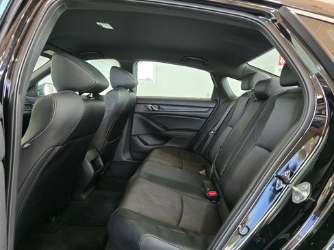 Used 2018 Honda Accord Sport image 24