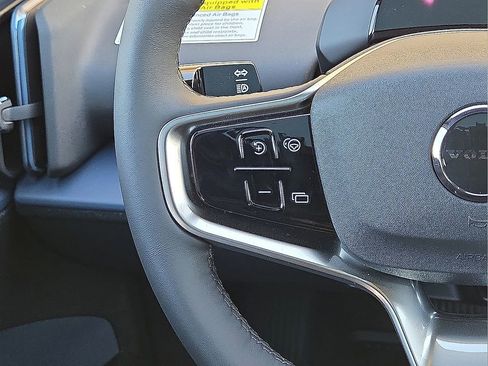 New 2026 Volvo EX30 Plus image 17