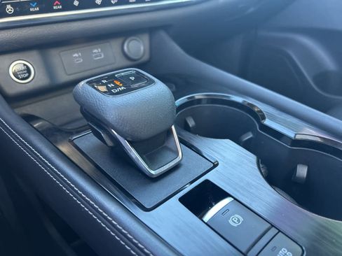 Used 2022 Nissan Rogue SL image 37