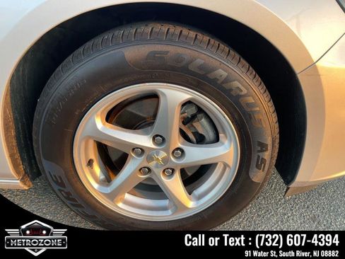 Used 2017 Chevrolet Malibu LS image 29