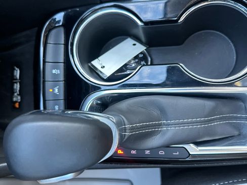 Used 2025 Buick Encore GX Avenir w/ Avenir Technology Package image 26