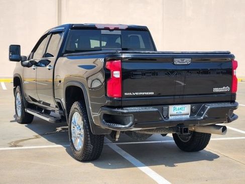 Used 2020 Chevrolet Silverado 3500 High Country w/ Technology Package AWD/4WD image 7