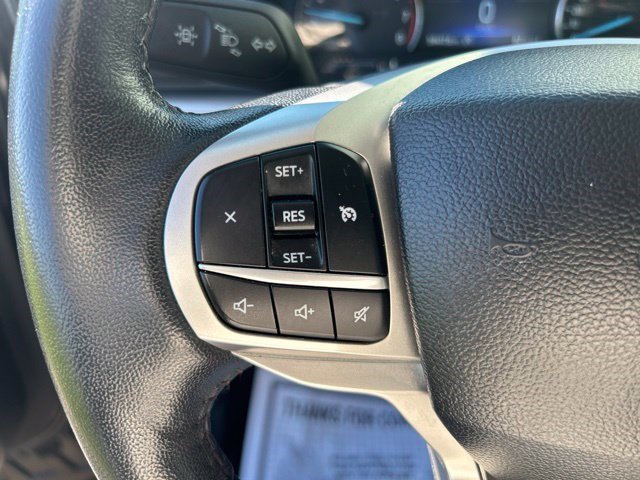 Used 2023 Ford Explorer XLT AWD/4WD image 17