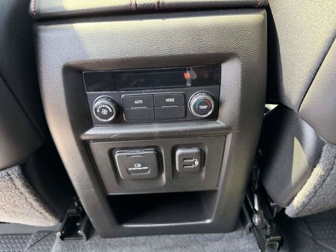 Certified 2023 Chevrolet Traverse RS w/ LPO, Floor Liner Package AWD/4WD image 16