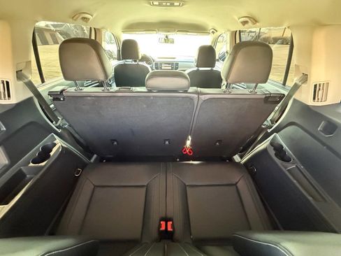 Used 2018 Volkswagen Atlas SE image 12