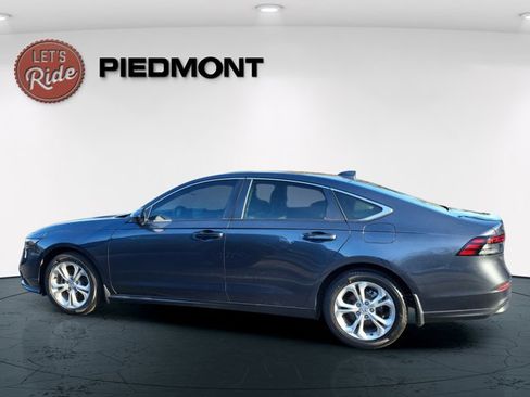 Certified 2023 Honda Accord LX image 10