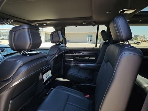 New 2026 Jeep Grand Wagoneer L Summit AWD/4WD image 47