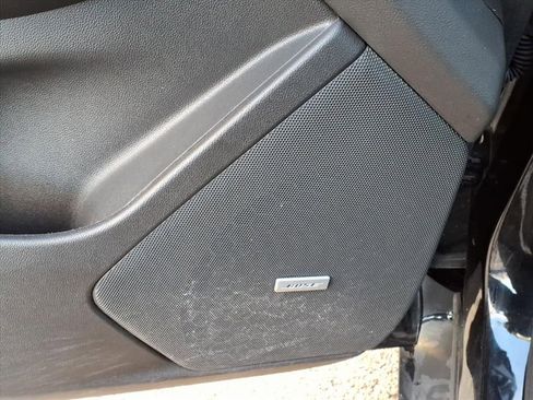 Used 2019 Cadillac XT5 Luxury image 16