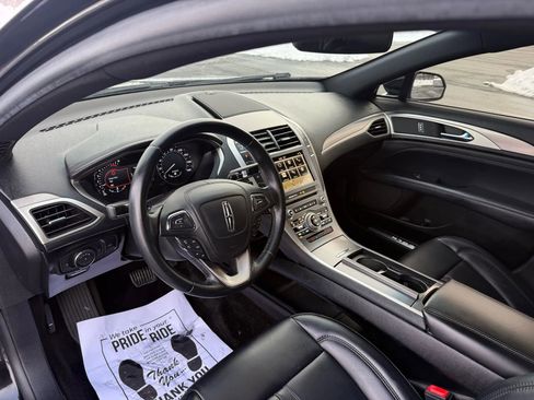 Used 2018 Lincoln MKZ Premiere image 11
