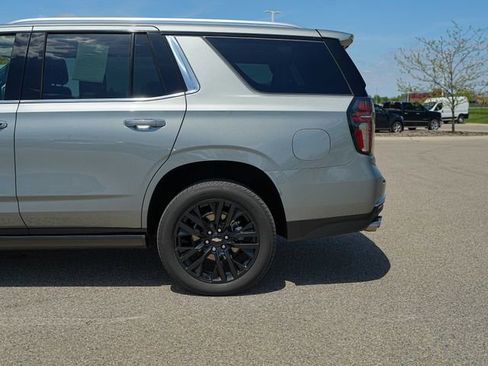 Used 2023 Chevrolet Tahoe High Country AWD/4WD image 12
