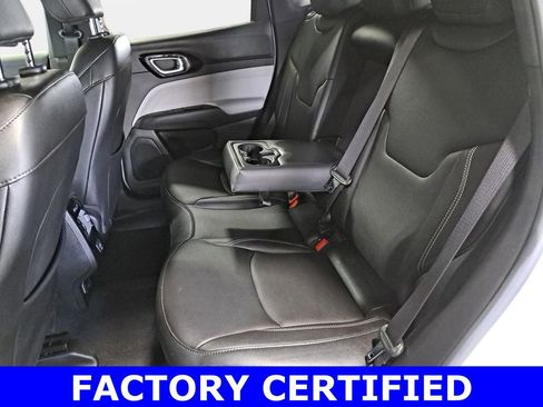 Certified 2025 Jeep Compass Limited AWD/4WD image 14