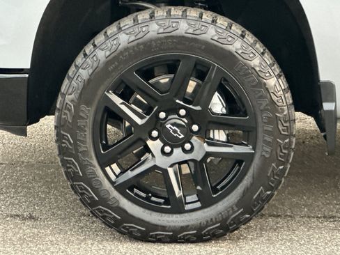 Certified 2024 Chevrolet Silverado 1500 Custom Trail Boss w/ LPO, Dark Essentials Package image 34