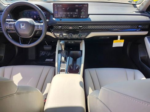 New 2025 Honda Accord EX-L image 9