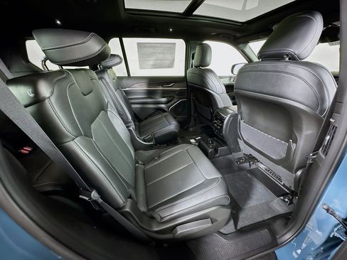 New 2026 Jeep Grand Cherokee L Limited AWD/4WD image 29