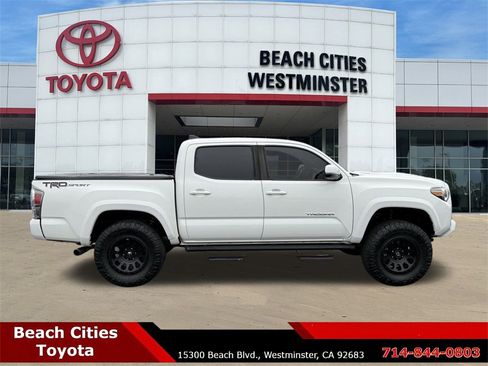 Used 2021 Toyota Tacoma TRD Sport image 13