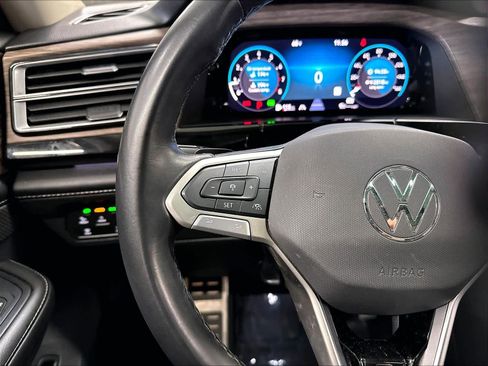 Used 2024 Volkswagen Atlas SEL Premium R-Line AWD/4WD image 14