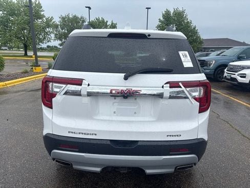 Used 2023 GMC Acadia SLE w/ Driver Convenience Package AWD/4WD image 5