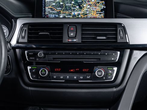 Used 2015 BMW M4 Coupe RWD image 77