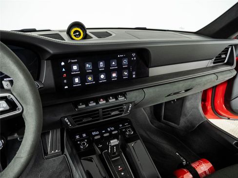 Certified 2025 Porsche 911 Carrera 4 GTS AWD/4WD image 13