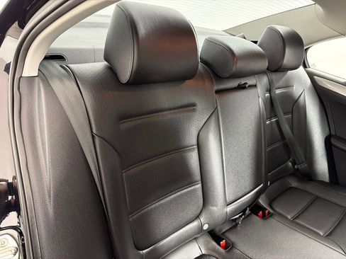 Used 2015 Volkswagen Jetta SE w/ Driver Assistance Package image 20