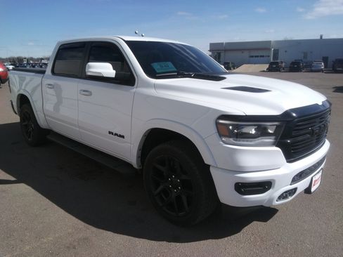 Used 2020 RAM 1500 Laramie image 4
