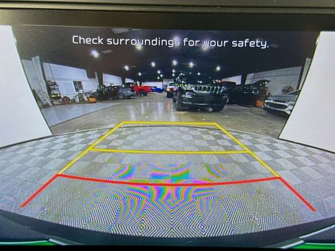 Used 2023 Kia Sportage LX image 18