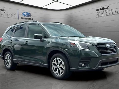 Used 2024 Subaru Forester Premium AWD/4WD image 1