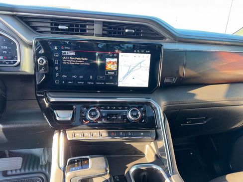 Used 2024 GMC Sierra 1500 Denali w/ Denali Reserve Package image 19