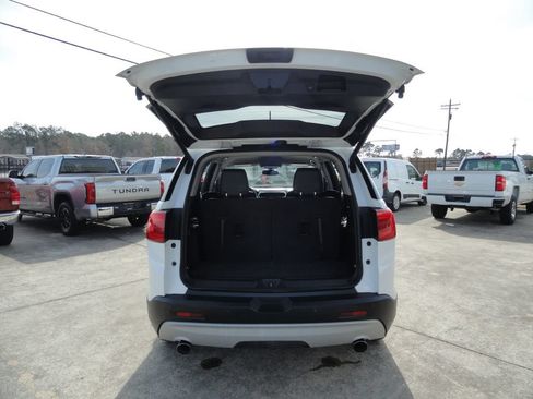 Used 2019 GMC Acadia SLT FWD image 16